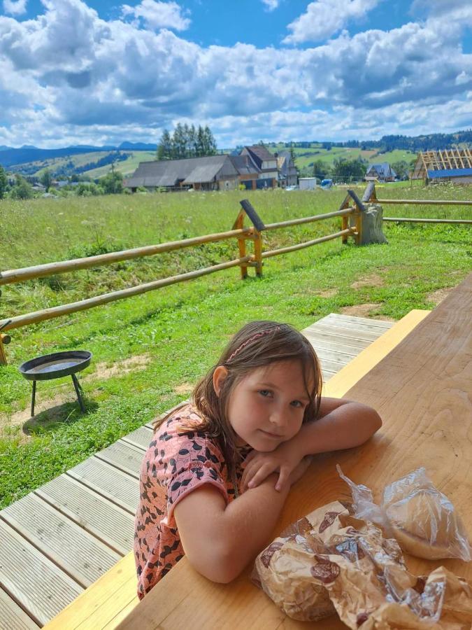 Chata Nad Termami Dzianisz Exteriör bild