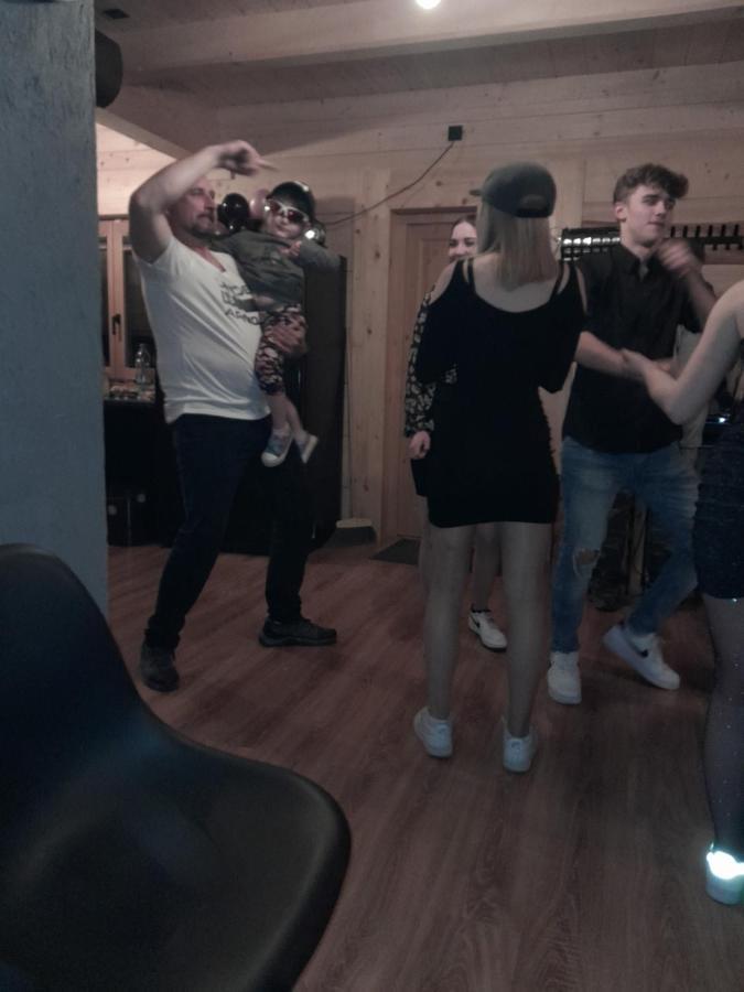 Chata Nad Termami Dzianisz Exteriör bild